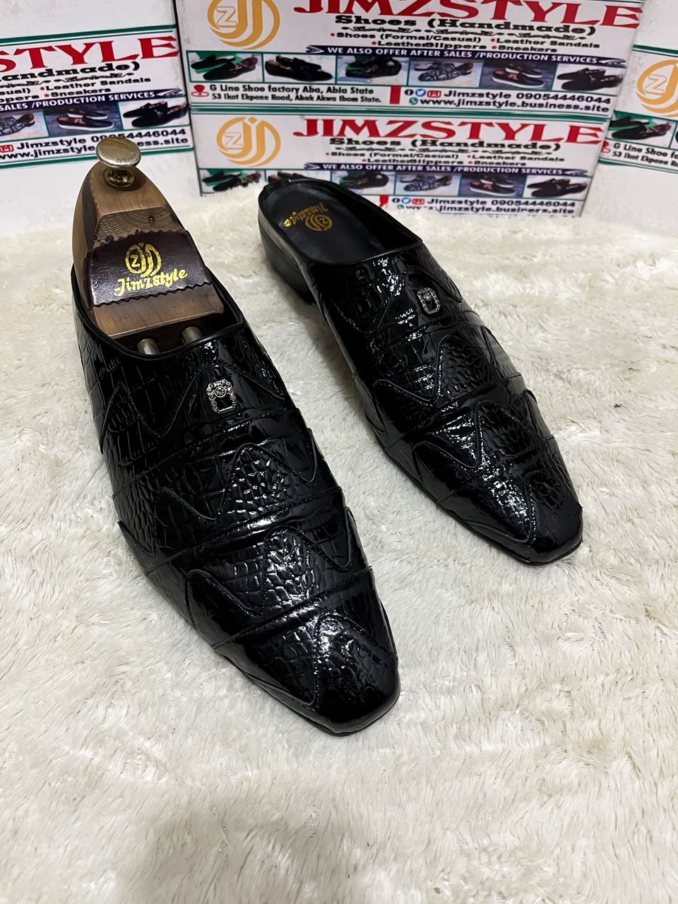 JimzRegal Noir Mule